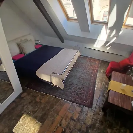Cozy Panorama At The Castle Apartment *