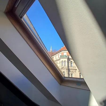 Cozy Panorama At The Castle Apartment Budapest